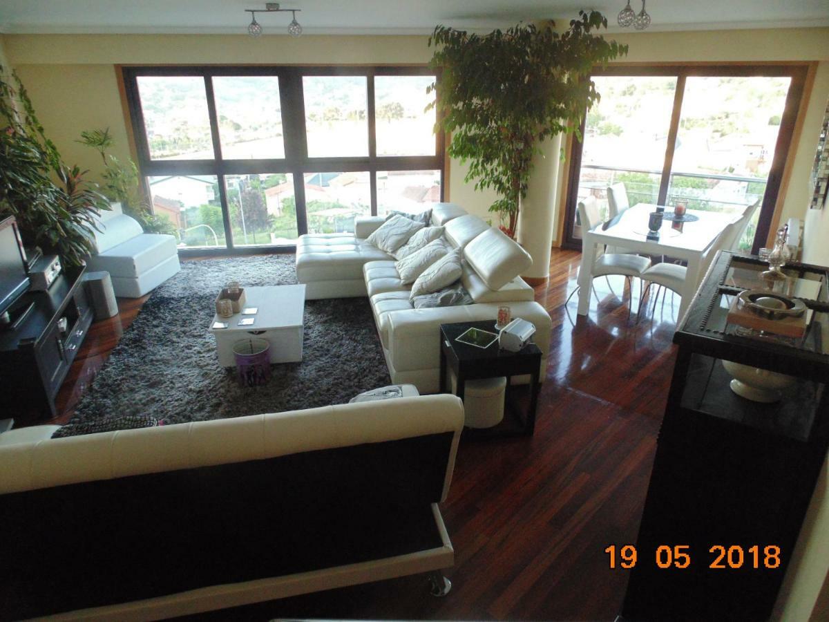 Duplex Grandes Cristaleras Impresionantes Vistas Ourense Exterior foto